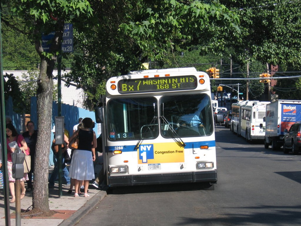NYCT Bus NF D60HF 5288 (Bx7)