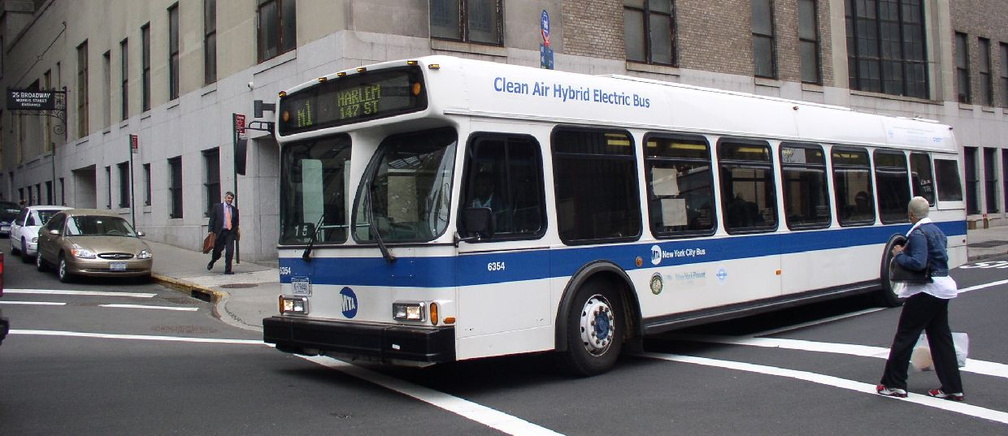 NYCT Orion VI 6354 @ Lower Manhattan(M1). Photo taken by Brian Weinberg, 5/5/2003.