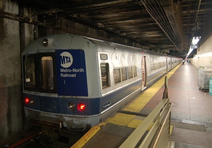 Metro-North Commuter Railroad (MNCR) M-1a 8283 @ Grand Central Terminal, track 38. Photo taken by Brian Weinberg, 7/6/2006.