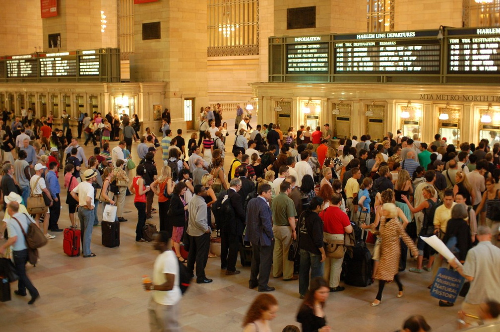 Grand Central Terminal. Very crowded main waiting room. Photo taken by Brian Weinberg, 6/1/2007.