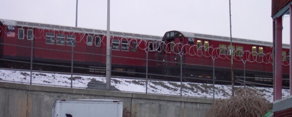 R-33ML 9070 @ Unionport Yard. Photo by Brian Weinberg, 02/15/2003. (104kb)