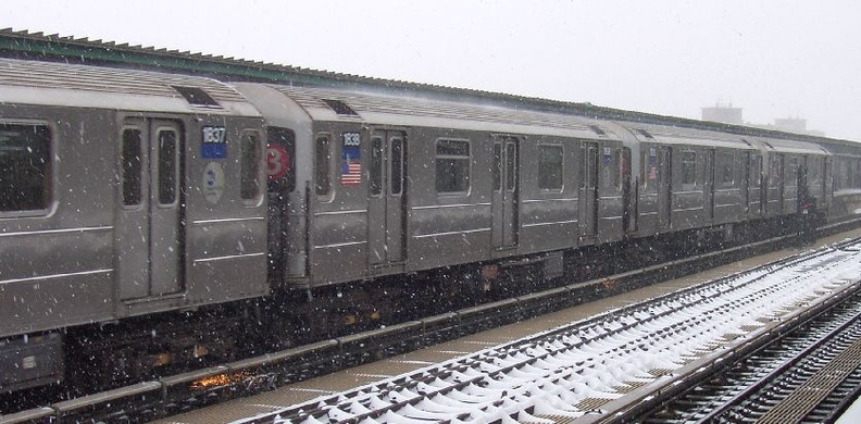 R-62A 1838 @ Junius St (3). Photo taken by Brian Weinberg, 02/17/2003. This was the Presidents Day Blizzard of 2003.