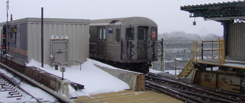 R-62A 1840 @ Junius St (3). Photo taken by Brian Weinberg, 02/17/2003. This was the Presidents Day Blizzard of 2003.