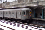 R-68 5078 @ Bay Parkway (W-Sea Beach). Photo taken by Brian Weinberg, 02/15/2003. (107kb)