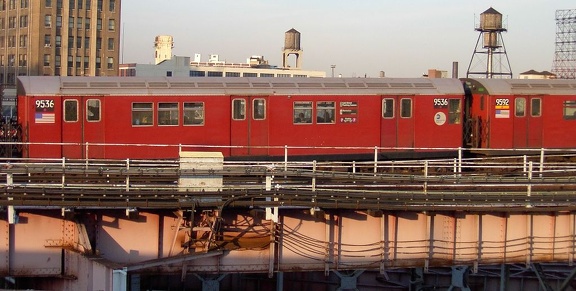 R-36ML 9536 @ Queensboro Plaza (7). Photo taken by Brian Weinberg, 04/15/2003.