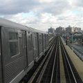 Coming down the east side of the Williamsburg Bridge (J). Photo by Brian Weinberg, 11/27/2002. (84k)
