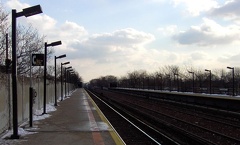 PDRM1641 || Looking sb from the nb platform at Aqueduct - North Conduit Av (A). Photo by Brian Weinberg, 01/19/2003.