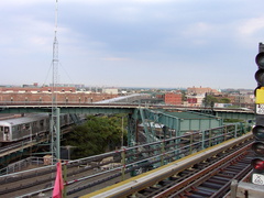 Tracks and trackways @ Broadway Junction (L).  Photo by Brian Weinberg.