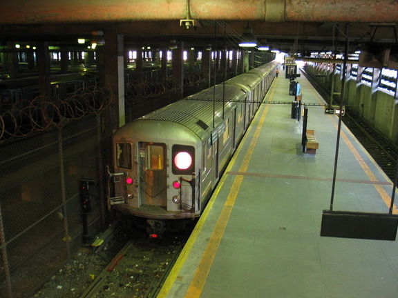Lenox Terminal. Photo taken by Brian Weinberg, 06/24/2003.