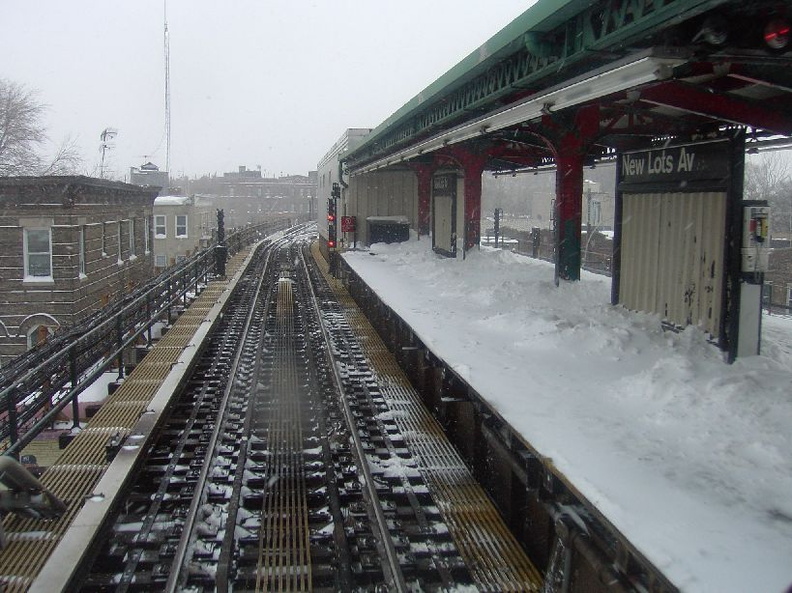 New Lots Av (3). Photo taken by Brian Weinberg, 02/17/2003. This was the Presidents Day Blizzard of 2003.