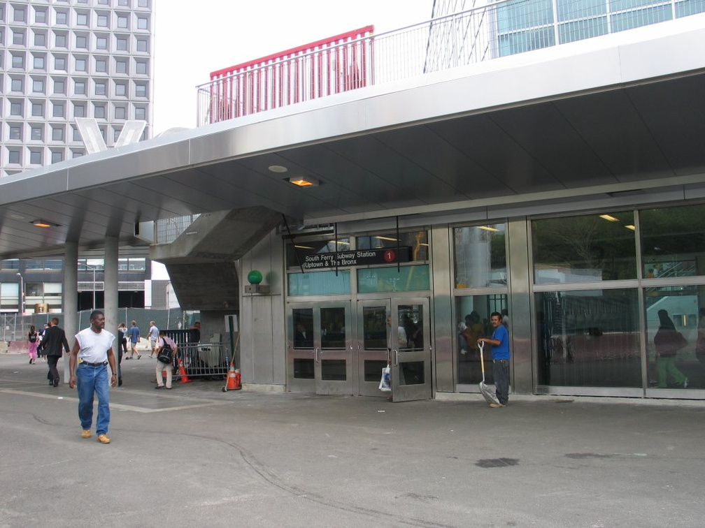 Reopened South Ferry station entrance. Photo taken by Brian Weinberg, 6/29/2005.