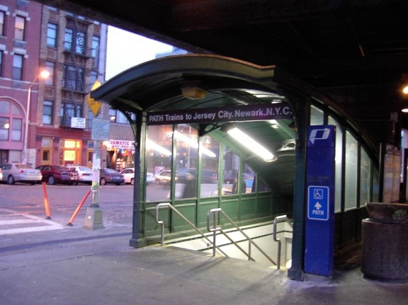 PATH kiosk @ Hoboken Terminal. Photo by Brian Weinberg, 01/26/2003.