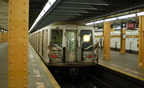 R-40 4398 @ 145 St (B).