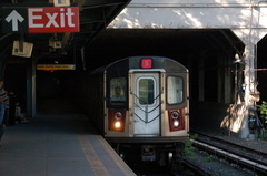 R-142 6800 @ Morris Park (5)