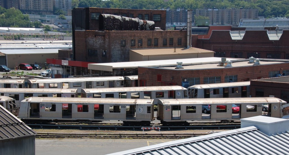 the dead line @ 207 Street Yard