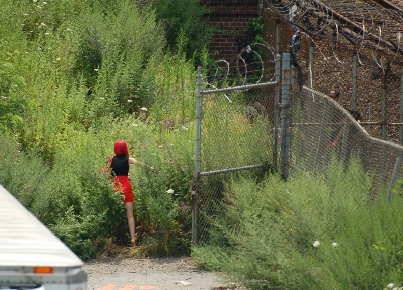 Lady in red @ BN Yard