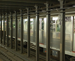 R-38 4018 @ 34 St - Penn Station (C)