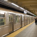 R-40 4330 @ 207 St (A)