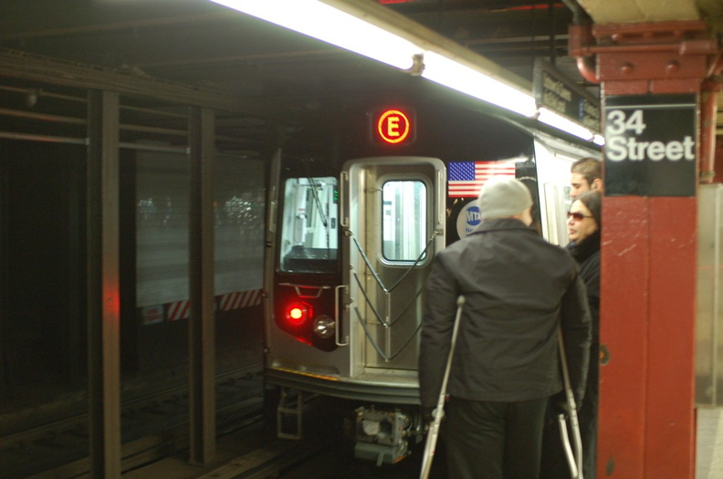 R-160A-2 9238 @ 34 St-Penn Station (E) on the first R-160 revenue run on the (E), December 22, 2008. - R-160A-2 9238 @ 34 St-Penn Station (E) on the first R-160 revenue run on the (E), December 22, 2008. DSC_0515.jpg