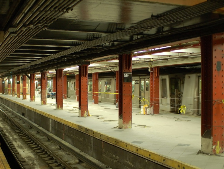 R-40 4279 @ 59 St - Columbus Circle (A). Renovation of center platform seen in foreground. - R-40 4279 @ 59 St - Columbus Circle (A). Renovation of center platform seen in foreground. DSC_3280fa.jpg