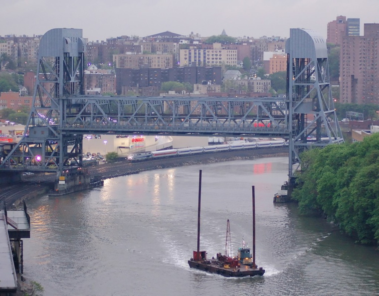 Spud barge @ Harlem River Ship Canal - having just passed under the raised Broadway Bridge. - Spud barge @ Harlem River Ship Canal - having just passed under the raised Broadway Bridge. DSC_7507af.jpg