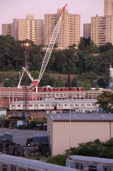 R-26 7770 and R-30 8265 on Weeks 297, the Barge of Death @ 207 St Yard. R-30 8265 was a school car in Concourse Yard. - R-26 7770 and R-30 8265 on Weeks 297, the Barge of Death @ 207 St Yard. R-30 8265 was a school car in Concourse Yard. DSC_2086_800.jpg