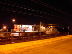 Edison, NJ train station on the NEC. Photo taken by Brin Weinberg, 3/15/2003.