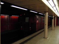 R-33ML @ Bowling Green (4/5). Photo taken by Brian Weinberg, 3/13/2003.
