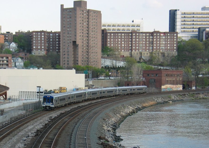 MNR M7a @ Marble Hill (Hudson Line). This is this set's third day of revenue service. Photo taken by Brian Weinberg, 4/27/2004. zIMG_0126a.jpg