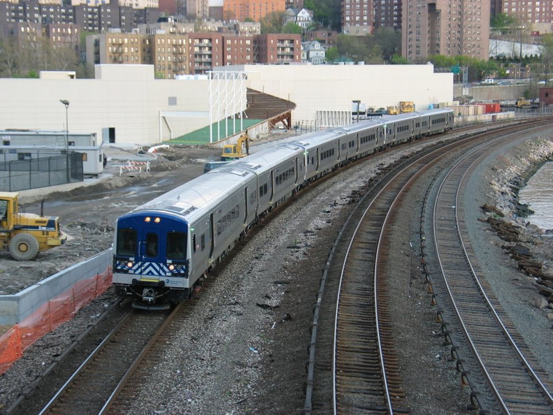 MNR M7a @ Marble Hill (Hudson Line). This is this set's third day of revenue service. Photo taken by Brian Weinberg, 4/27/2004. zIMG_0127.jpg