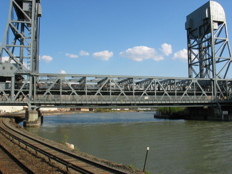 R-62A @ the Broadway Bridge (1). Photo taken by Brian Weinberg, 4/27/2004.