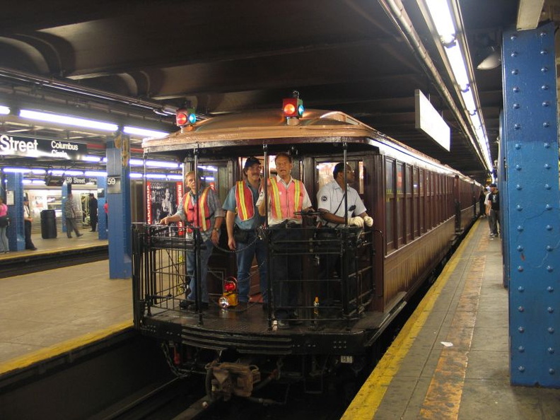 BU Gate Car @ 59 St - Columbus Circle. Photo taken by Brian Weinberg, 7/25/2004.