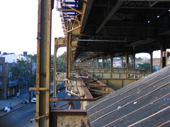 Third Av El structure @ Gun Hill Road (2/5). Photo taken by Brian Weinberg, 9/7/2004.