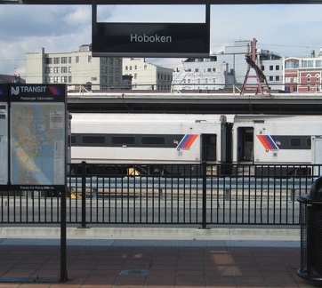 On Left: Comet I with low-level doors. On Right: Comet I (modified) with high-level doors. At Hoboken. Photo taken by Brian Wein