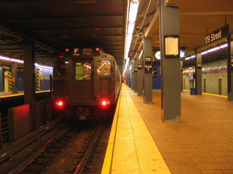 R-4 484 @ 179 St (in service on the F line / Centennial Celebration Special). Photo taken by Brian Weinberg, 9/26/2004.