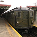 Lo-V 5292 @ Parkchester (fan trip). Photo taken by Brian Weinberg, 12/19/2004.