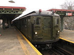 Lo-V 5292 @ Parkchester (fan trip). Photo taken by Brian Weinberg, 12/19/2004.