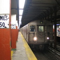 R-32 @ Times Square (Q). Photo taken by Brian Weinberg, 12/19/2004.