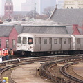 R-46 5880 @ Smith-9th St (F). Photo taken by Brian Weinberg, 1/3/2005.