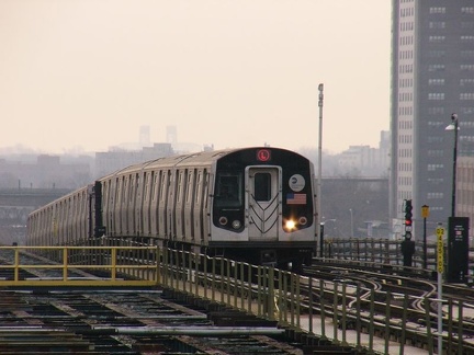 R-143 8240 @ Atlantic Av (L). Photo taken by Brian Weinberg, 1/3/2005.