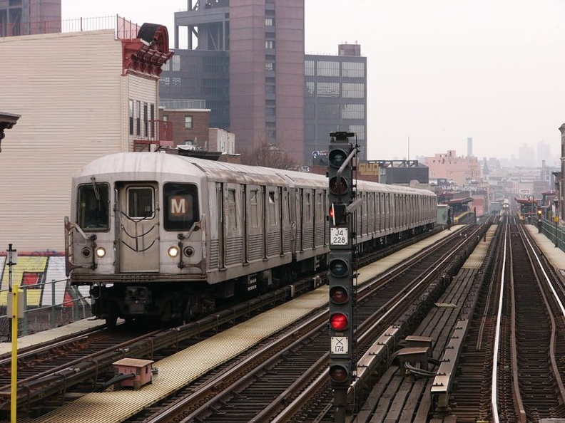 R-42 4649 @ Myrtle Av (M). Photo taken by Brian Weinberg, 1/3/2005.