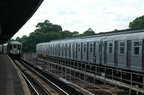 R-42 4782 @ Cypress Hills (J). Photo taken by Tamar Weinberg, 6/5/2005.
