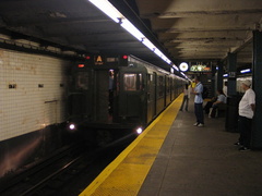 R-1 100 @ 175 St (A). Consist was deadheading to Columbus Circle for a Transit Museum excursion to the Rockaways. South end to n