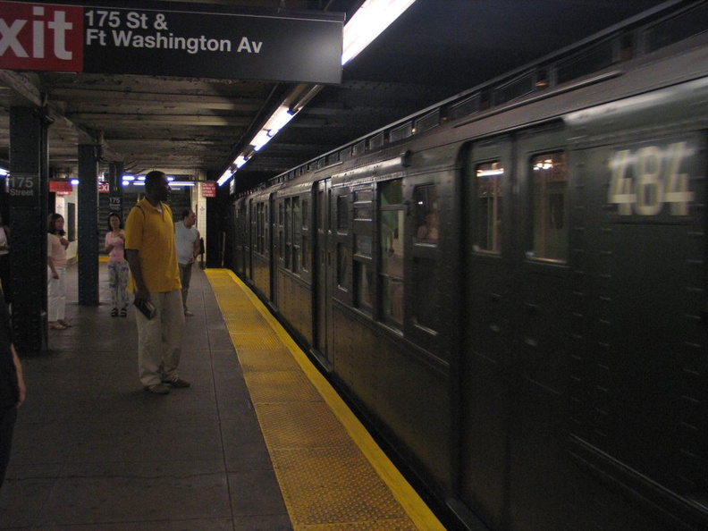 R-4 484 @ 175 St (A). Consist was deadheading to Columbus Circle for a Transit Museum excursion to the Rockaways. Photo taken by Brian Weinberg, 8/21/2005. IMG_4127a.jpg