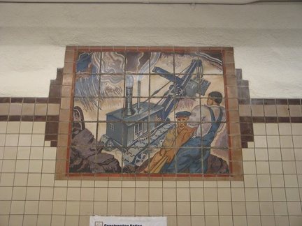 Washington Street station of the Newark City Subway. Artwork on the inbound platform. Photo taken by Brian Weinberg, 9/18/2005.