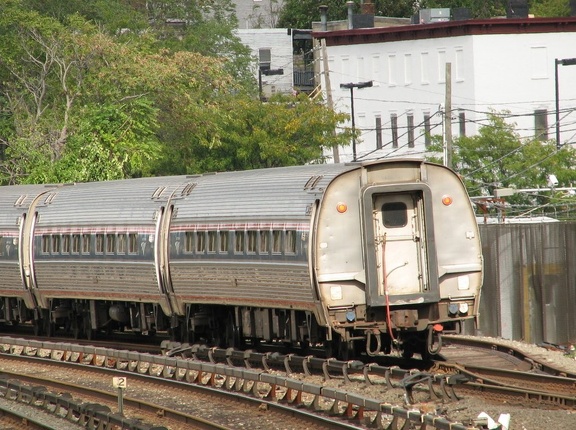 Amtrak coach @ Yonkers, NY (Train #283). Photo taken by Brian Weinberg, 10/16/2005.