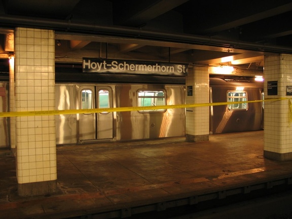 R-160B 8714 @ Hoyt-Schermerhorn (at the abandoned / disused Queens-bound platform). Car was on display for the public evaluation