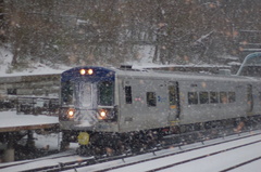 MNCR M-7a 4093 @ Riverdale (Hudson Line). Photo taken by Brian Weinberg, 12/9/2005.