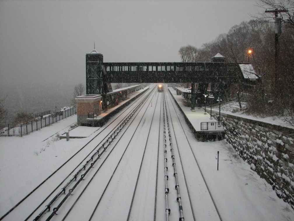 MNCR Shoreliner Cab 6320 @ Riverdale (Hudson Line). Photo taken by Brian Weinberg, 12/9/2005.