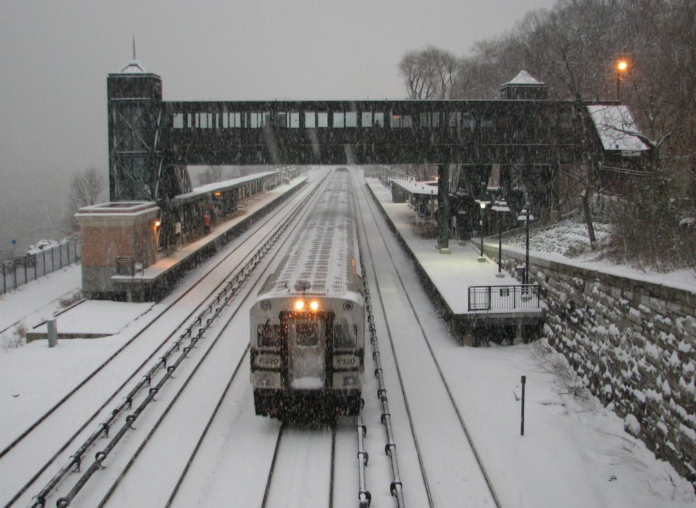 MNCR Shoreliner Cab 6320 @ Riverdale (Hudson Line). Photo taken by Brian Weinberg, 12/9/2005.